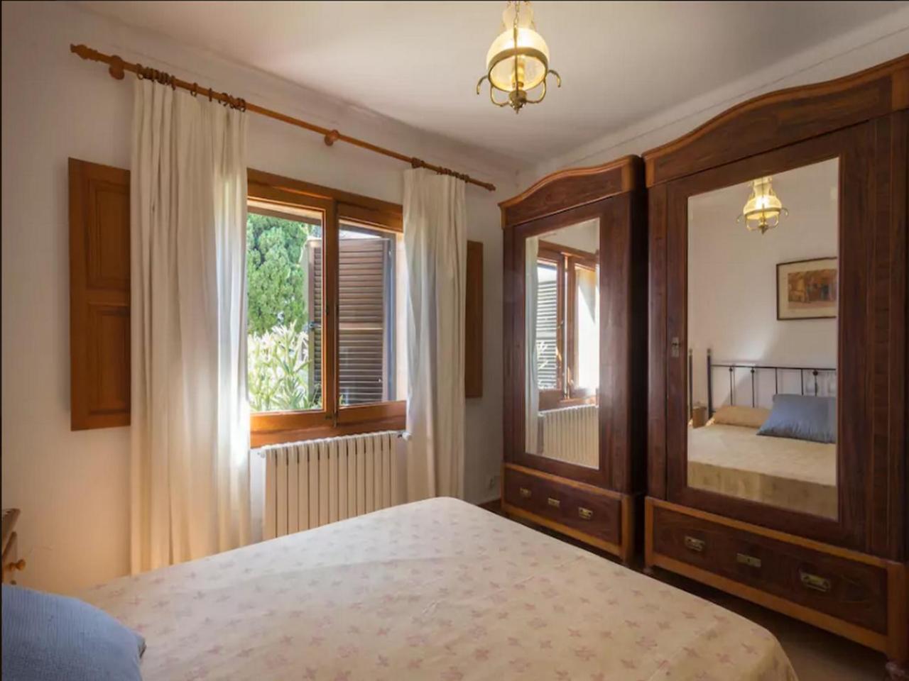 Mountain Beach Villas: Family-Friendly Retreat for Active Travelers Port de Pollenca Exterior photo